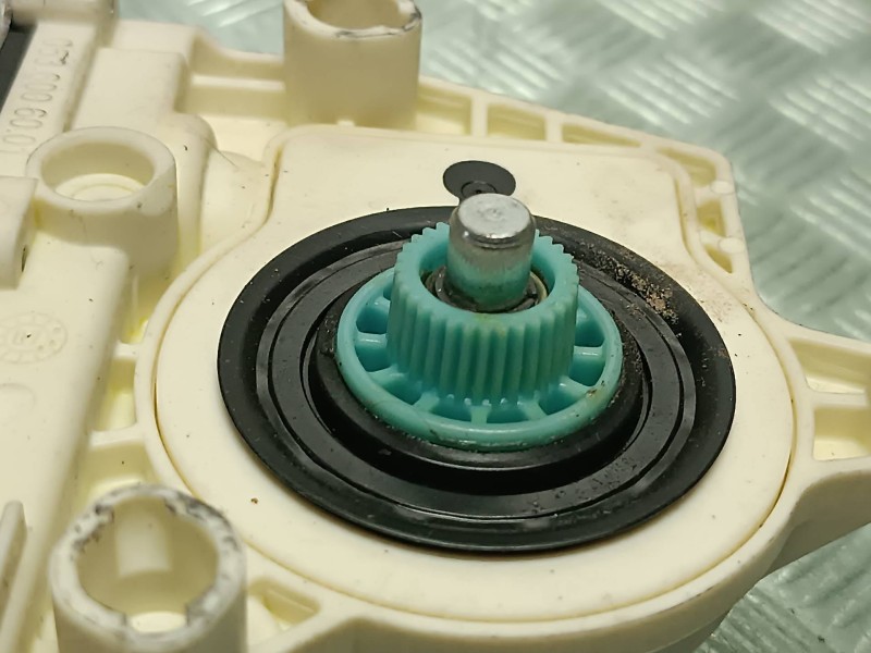 Recambio de motor elevalunas trasero derecho para skoda octavia berlina (1u2) referencia OEM IAM 1K0059704 995938337 