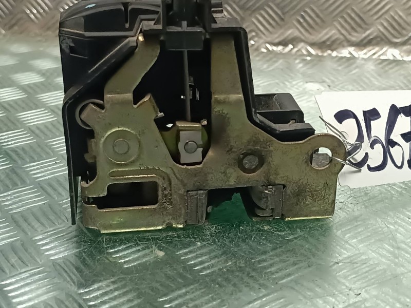 Recambio de cerradura puerta delantera izquierda para renault megane i classic (la0) referencia OEM IAM   