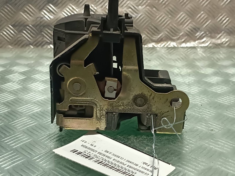 Recambio de cerradura puerta trasera izquierda para renault megane i classic (la0) referencia OEM IAM   