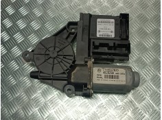 Recambio de motor elevalunas delantero derecho para skoda octavia berlina (1u2) referencia OEM IAM 1K0959792J 1T0959702D 402029B
