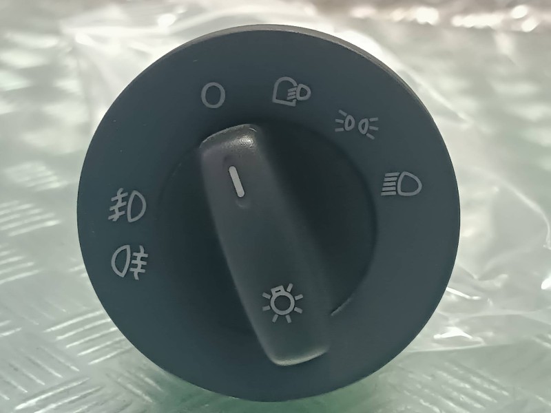 Recambio de mando luces para skoda octavia berlina (1u2) referencia OEM IAM 1Z0941431A  CONECTOR 10 PINES