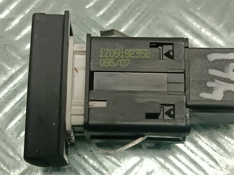 Recambio de interruptor para skoda octavia berlina (1u2) referencia OEM IAM 1Z0819235B CONECTOR 2 PINES AIRBAG