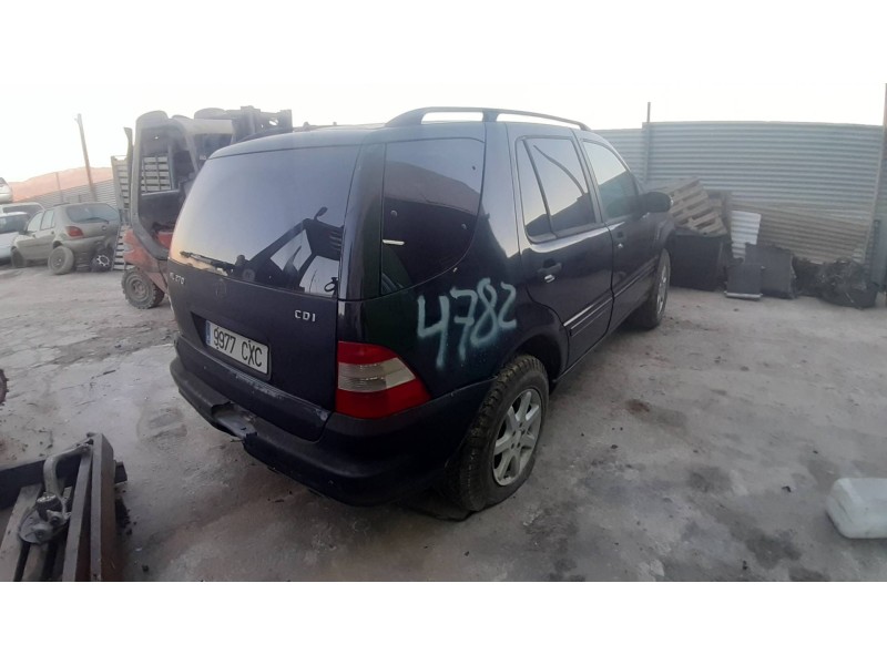 mercedes-benz clase m (w163) del año 2004