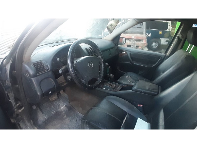 mercedes-benz clase m (w163) del año 2004