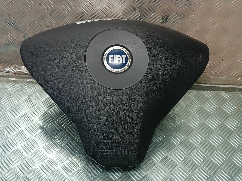 Recambio de airbag delantero izquierdo para fiat stilo (192) 1.9 120 dynamic multijet referencia OEM IAM 96907200 735397400 