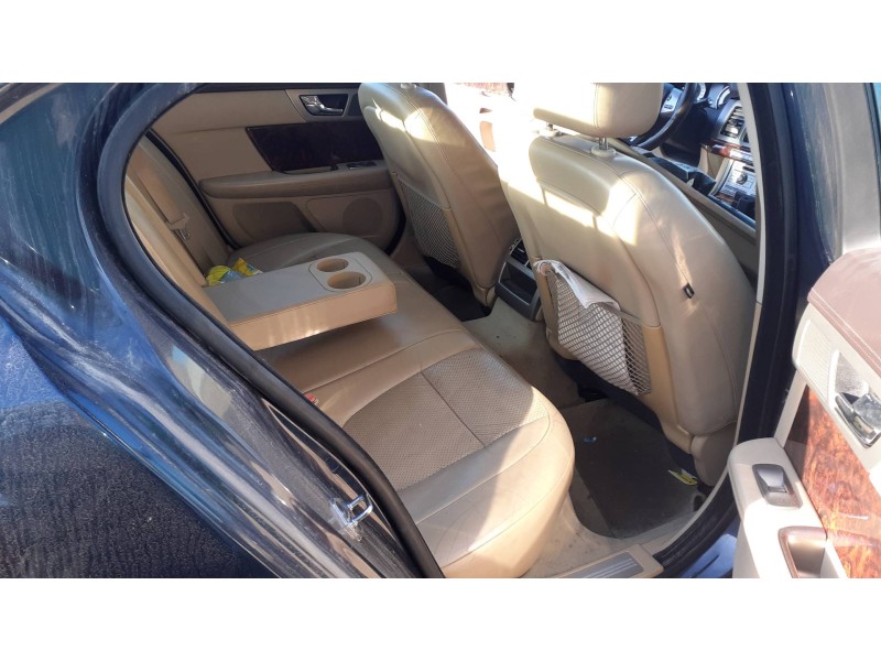 jaguar xf del año 2008