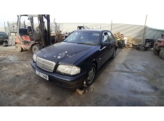 mercedes-benz clase c (w202) berlina del año 2001