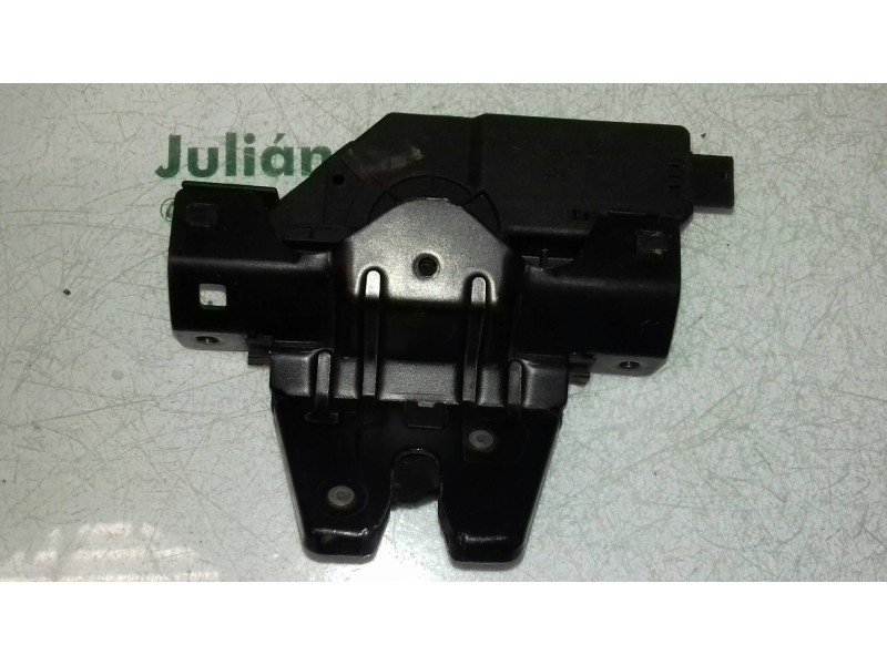 Recambio de cerradura maletero / porton para bmw serie 3 berlina (e46) 320d referencia OEM IAM 8196401  