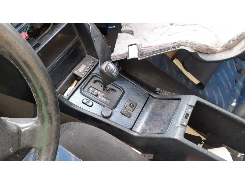 mercedes-benz clase c (w202) berlina del año 2001