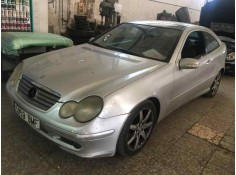 mercedes-benz clase c (w203) sportcoupe del año 2001