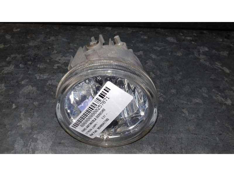 Recambio de faro antiniebla derecho para citroen jumpy referencia OEM IAM 9648947780 41180748 1 CONECTOR