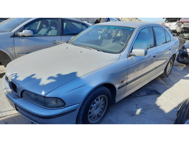 bmw serie 5 berlina (e39) del año 1999