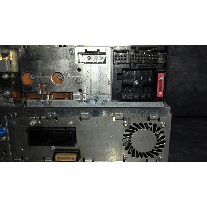 Recambio de sistema audio / radio cd para mercedes-benz clase s (w220) berlina referencia OEM IAM A2208203489 8638203723 BOSCH