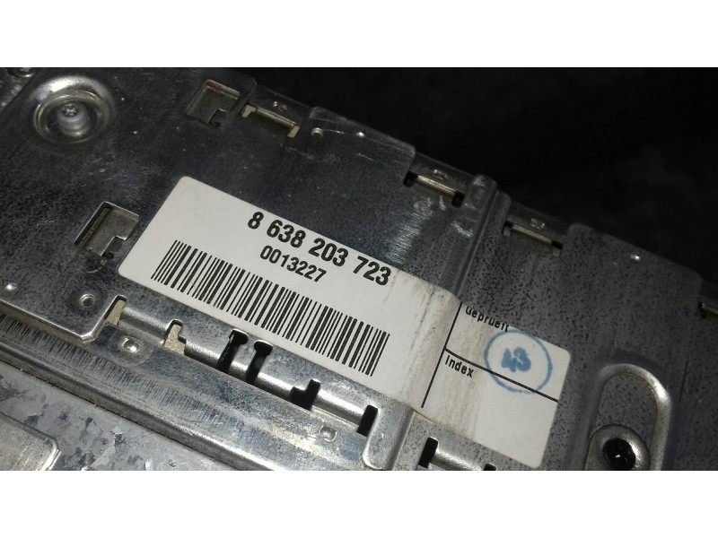 Recambio de sistema audio / radio cd para mercedes-benz clase s (w220) berlina referencia OEM IAM A2208203489 8638203723 BOSCH
