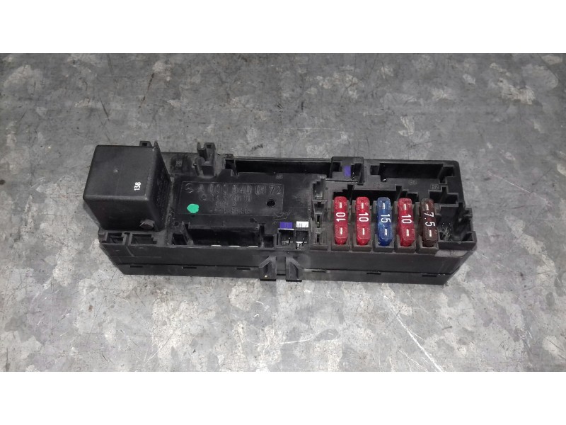 Recambio de caja reles / fusibles para mercedes-benz clase c (w202) berlina referencia OEM IAM A0005400172 05376110 
