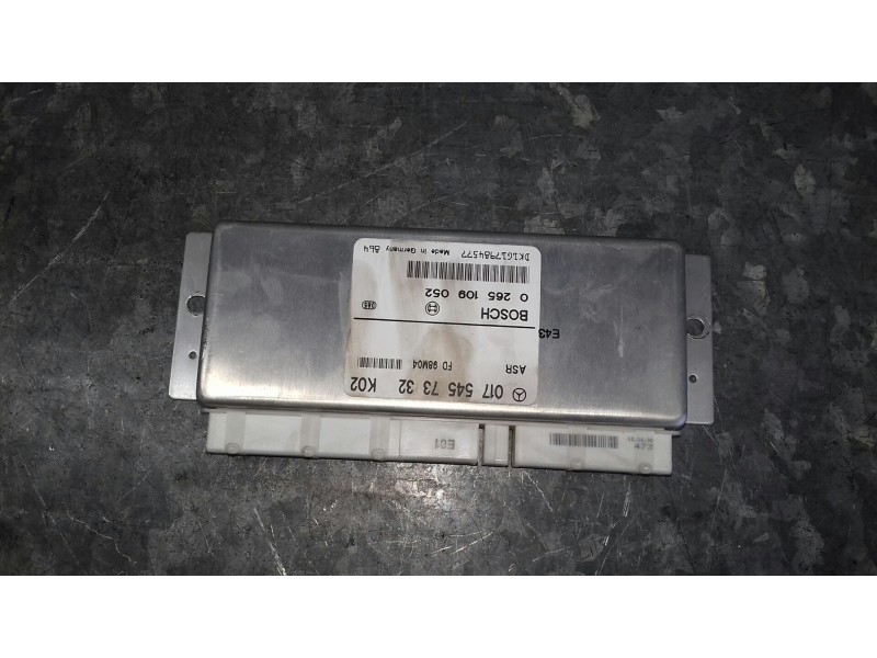 Recambio de centralita asr para mercedes-benz clase c (w202) berlina referencia OEM IAM 0175457332 0265109052 BOSCH