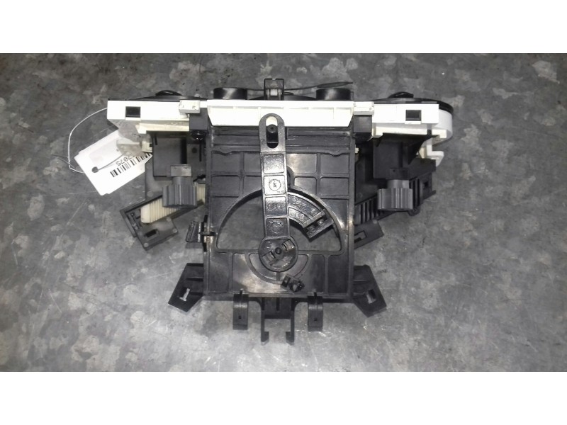 Recambio de mando climatizador para hyundai getz (tb) referencia OEM IAM  ASIENTOS 1 CONECTOR