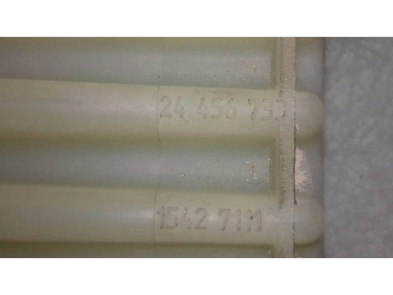 Recambio de modulo electronico para opel astra g berlina club referencia OEM IAM 24456733 15427111 RELE VENTILADORES