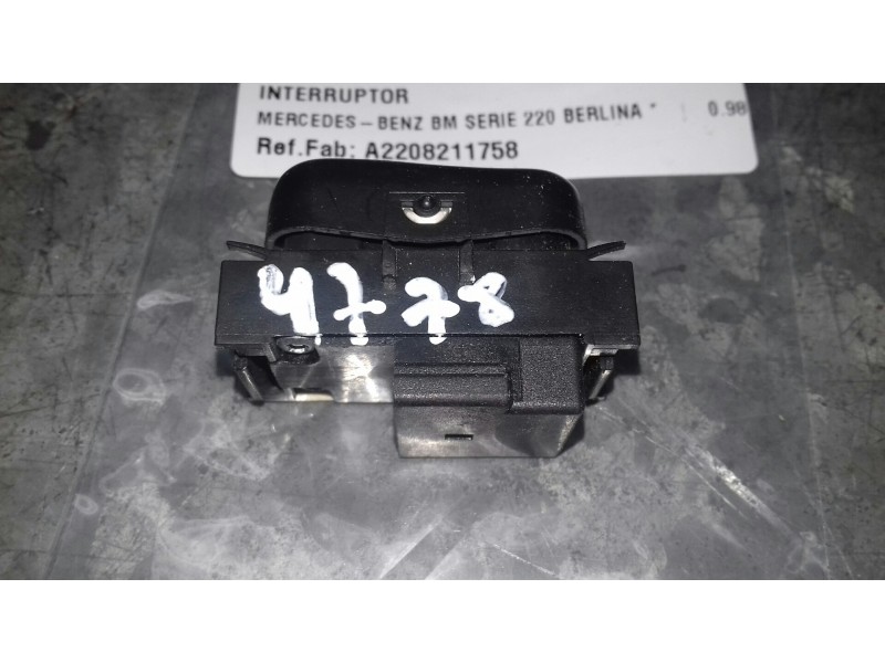 Recambio de interruptor para mercedes-benz clase s (w220) berlina referencia OEM IAM A2208211758 501846 CALEFACCION