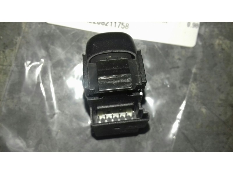 Recambio de interruptor para mercedes-benz clase s (w220) berlina referencia OEM IAM A2208211758 501846 CALEFACCION