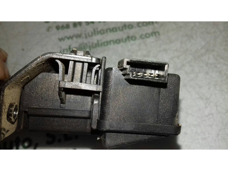 Recambio de cerradura maletero / porton para bmw serie 3 berlina (e46) 320d referencia OEM IAM 8196401  