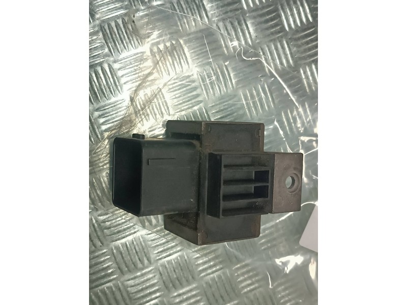 Recambio de caja precalentamiento para citroen xsara picasso referencia OEM IAM 9640469680 NAGARES CONECTOR 7 PINES