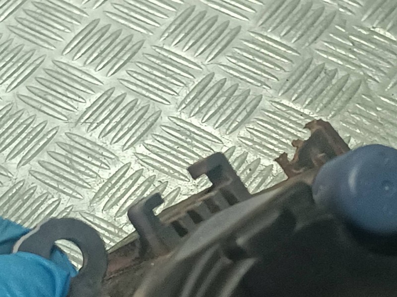 Recambio de faro antiniebla izquierdo para ford transit furgón (tts) referencia OEM IAM 89204003 2N1115201AB VALEO