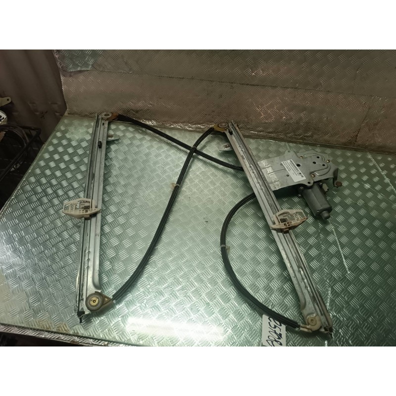 Recambio de elevalunas delantero derecho para citroen xsara picasso referencia OEM IAM 0130821702 CONECTOR 2 PINES ELECTRICO