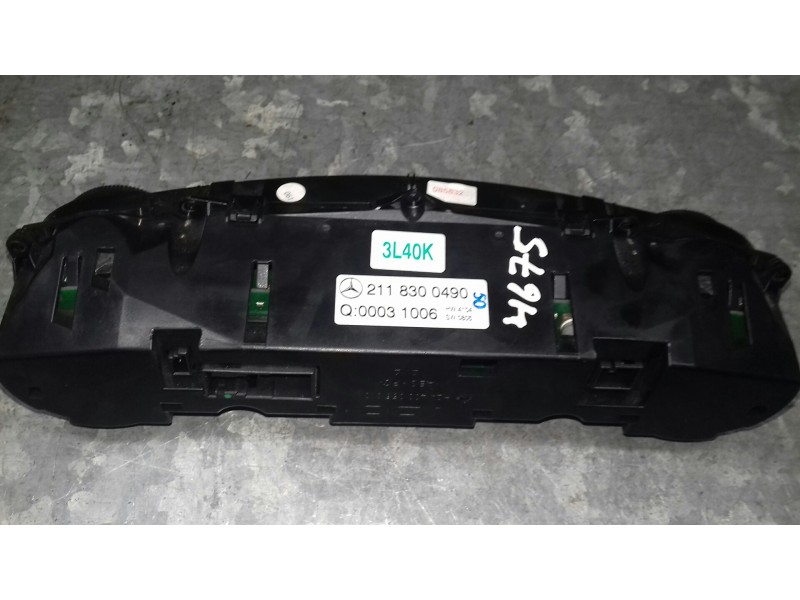 Recambio de mando climatizador para mercedes-benz clase e (w211) berlina referencia OEM IAM 2118300490  2 CONECTORES