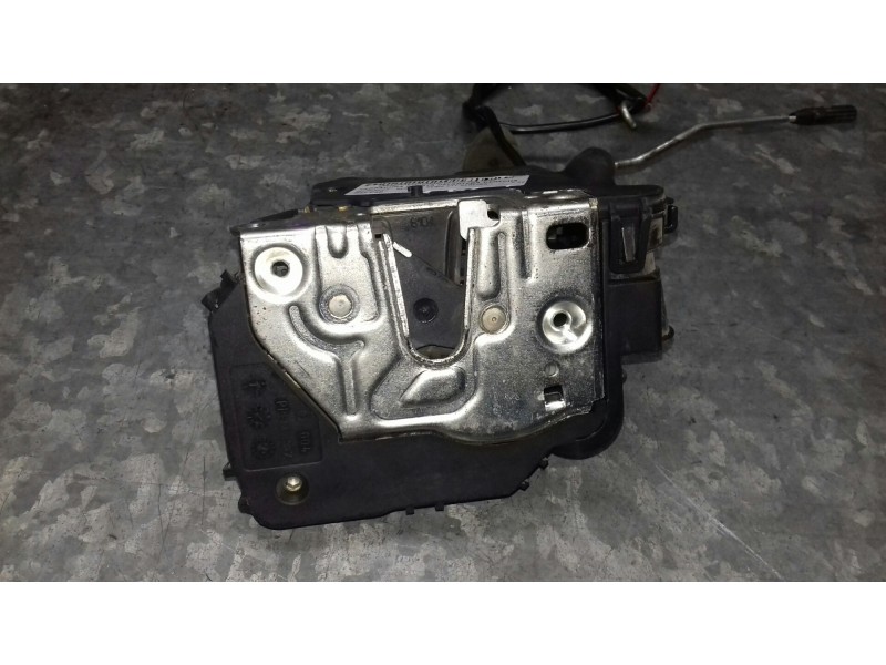 Recambio de cerradura puerta delantera derecha para mercedes-benz clase e (w211) berlina referencia OEM IAM   