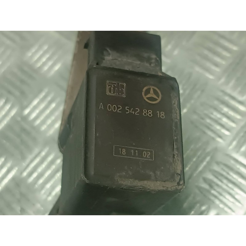 Recambio de sensor para mercedes-benz clase sl (w230) roadster referencia OEM IAM A0025428818  CONECTOR 6 PINES