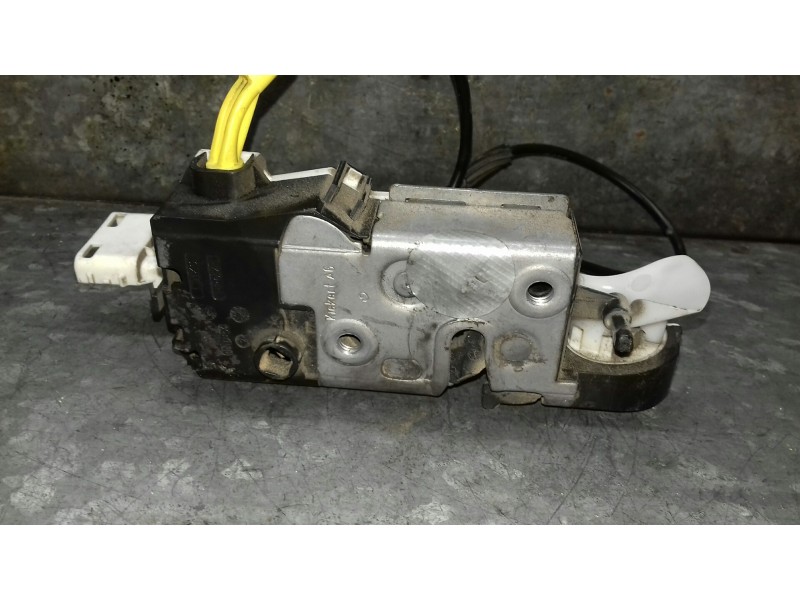 Recambio de cerradura puerta delantera izquierda para citroen jumpy referencia OEM IAM 9681335380 40517149 1 CONECTOR