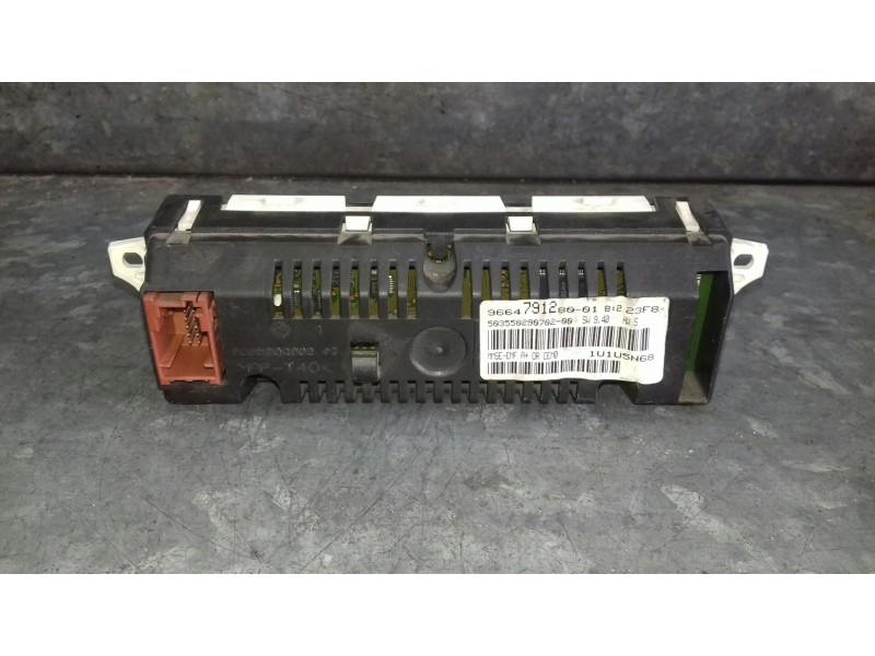 Recambio de pantalla multifuncion para peugeot 207 referencia OEM IAM 966479128001 96647912 9664791280