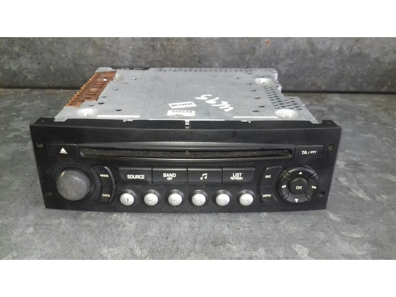 Recambio de sistema audio / radio cd para peugeot 207 referencia OEM IAM 96643697XT  SIEMENS - VDO