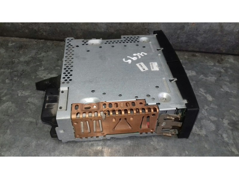 Recambio de sistema audio / radio cd para peugeot 207 referencia OEM IAM 96643697XT  SIEMENS - VDO