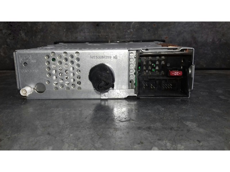 Recambio de sistema audio / radio cd para peugeot 207 referencia OEM IAM 96643697XT  SIEMENS - VDO