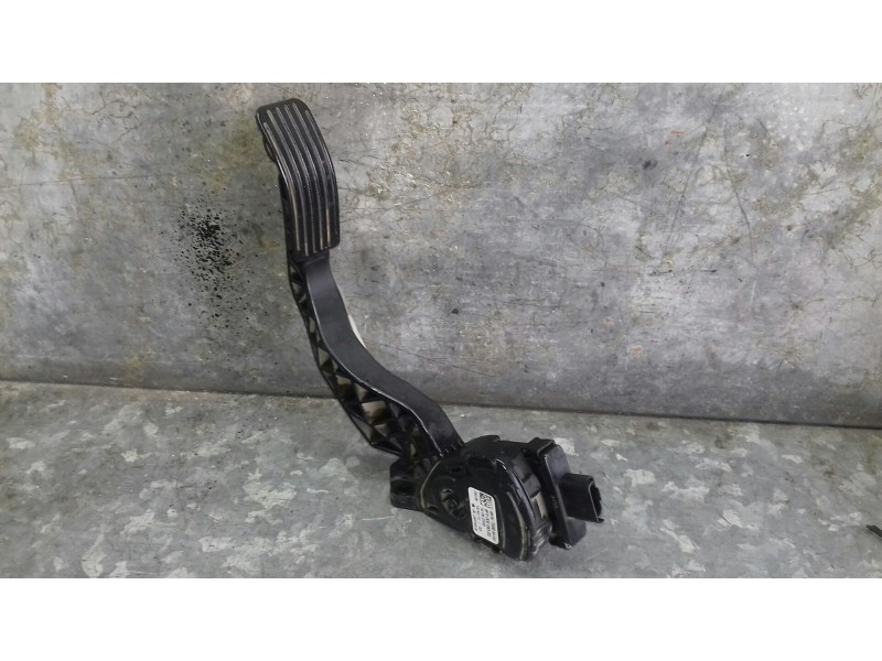 Recambio de pedal acelerador para peugeot 207 referencia OEM IAM 968075688002 6PV00908300 HELLA