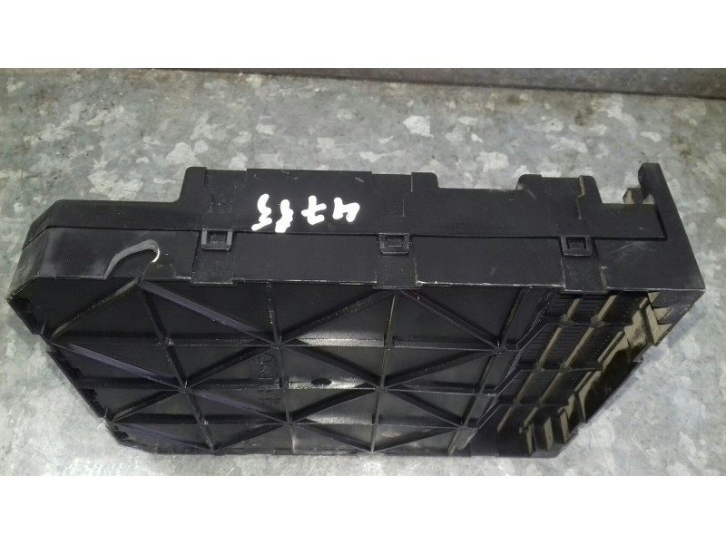 Recambio de caja reles / fusibles para peugeot 307 (s1) referencia OEM IAM 9664156780  BSI 2004