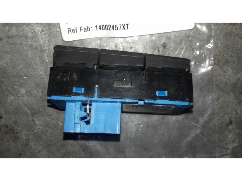 Recambio de mando multifuncion para citroen jumpy referencia OEM IAM 14002457XT 03065720 1 CONECTOR AZUL