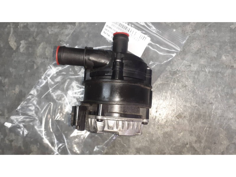 Recambio de bomba agua para dacia duster ii referencia OEM IAM 0392024150  20240531