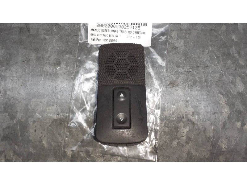 Recambio de mando elevalunas trasero derecho para opel vectra c berlina referencia OEM IAM 09185959 90379282 ALTAVOZ