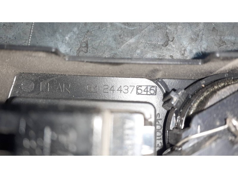 Recambio de mando elevalunas trasero derecho para opel vectra c berlina referencia OEM IAM 09185959 90379282 ALTAVOZ