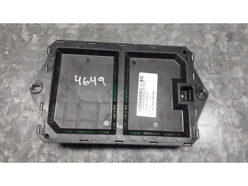 Recambio de caja reles / fusibles para jaguar xf referencia OEM IAM 8X2T14B476BD  7340955340