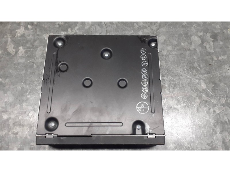 Recambio de sistema dvd para jaguar xf referencia OEM IAM 8W8310E887CE 4621008823 DENSO