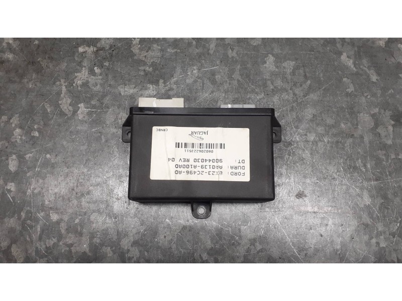 Recambio de modulo electronico para jaguar xf referencia OEM IAM 8X232C496AD CRNBC 2 CONECTORES