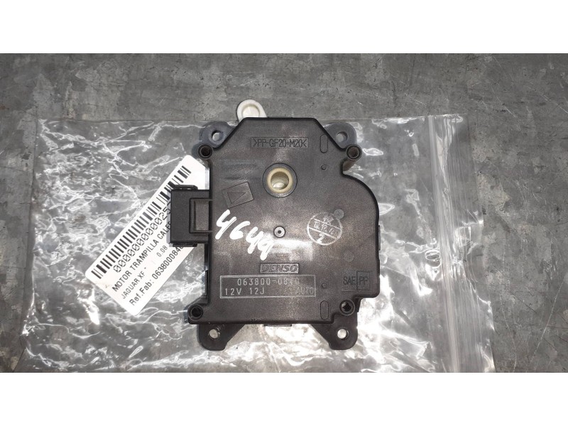Recambio de motor trampilla calefaccion para jaguar xf referencia OEM IAM 0638000840 DENSO 1 CONECTORES