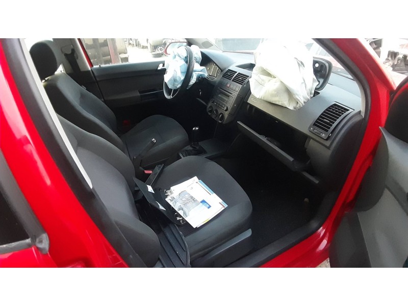 volkswagen polo (9n1) del año 2005