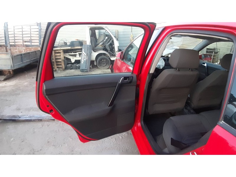 volkswagen polo (9n1) del año 2005