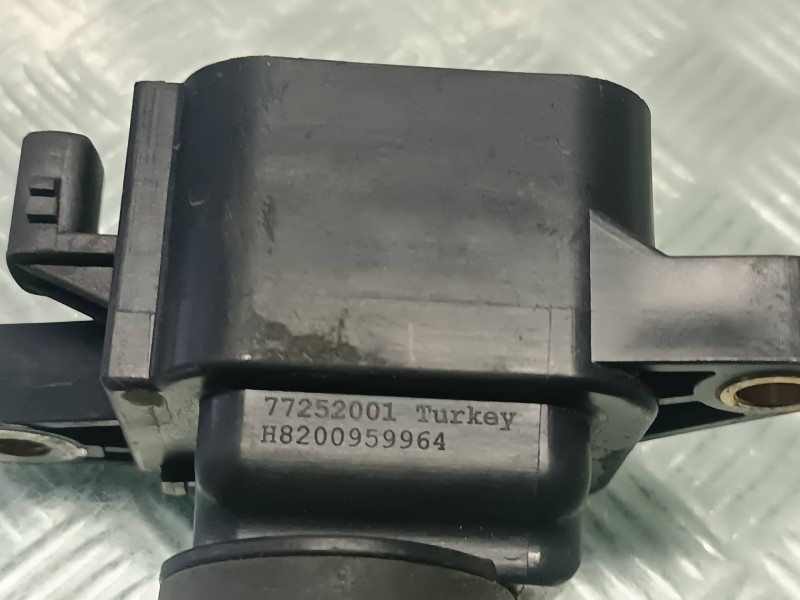 Recambio de bobina encendido para renault megane iii coupe referencia OEM IAM 224337085R H8200959964/ ELDOR