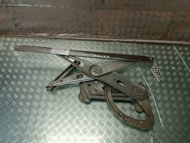 Recambio de elevalunas delantero derecho para renault megane iii coupe referencia OEM IAM 965916102 966036102 ELECTRICO